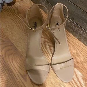 Mossimo patent nude heels